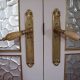Decora tu casa con un diseño vintage utilizando puertas antiguas