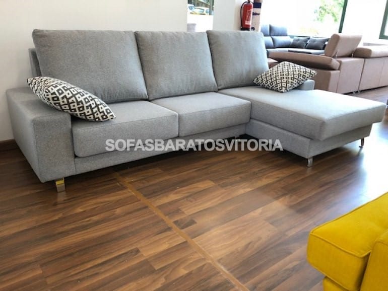Sofás con chaise longue.